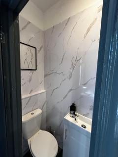 Rotherham En-Suite Room 5 - Rotherham - 0