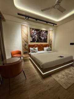 Luxe Studio Apartment with balcony -High rise - Lucknow - 5