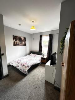 Rotherham En-Suite Room 5 - Rotherham - 6