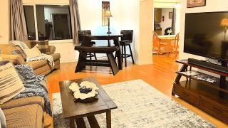 Airport Aurora Bora Bungalow - near airport and shopping - 4