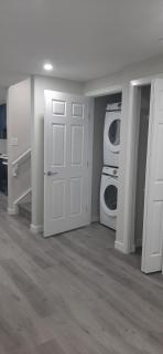 Elegant 1bedroom near WEM & YEG - Edmonton - 4
