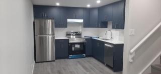 Elegant 1bedroom near WEM & YEG - 2