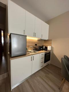 Klelia Central Apartment - 9