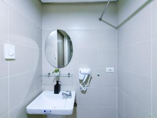 1BR Condotel w Balcony at FAME Residences #FM08-1 - Manila - 2