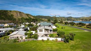 Sunset Haven - Mahia Holiday Home - Mahia - 8
