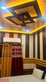 vaidehi homlee premium stay, 3kms from Shri Ram janmbhoomi, Ayodhya - 2