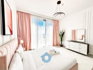 Like Home - Majestic 3bhk with stunning Creek View - 3