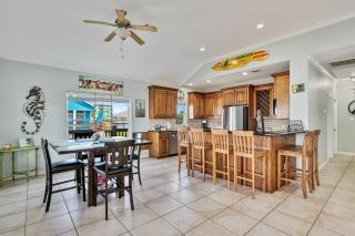 Outlaw's Inn home - Crystal Beach - 2