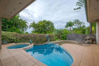 Private Escape with Open Layout Pool and 3King Beds - Wailea - 2