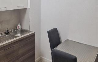 Nice Apartment In Funtana With Wifi - Funtana - 6
