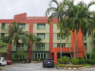 Phuket Ecozy Hotel - Patong - 1