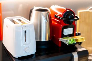 Luxurious New Studio! 2 Double Beds! Sleek Design & High-End Amenities in Dubai Downtown - 2