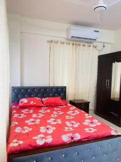 Luxury 1650 Sqft APT in Uttara - - 5