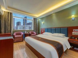 Super 8 Hotel Shiyan Beijing Middle Road - 3