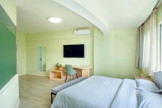 Super 8 Hotel Chengde Imperial Summer Resort - Chengde - 1