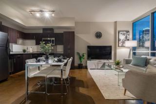 The Prime Downtown | Luxe Condo + Free Parking - Calgary - 1