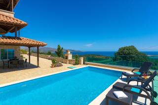 Sea Breeze & Stunning Views - Pool Dream Gem - Dhémbla - 8