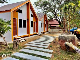 แอทโฮมไร่พอดี รีสอร์ท At home raipordee resort - - 0