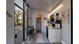 Summer Lea 1 by Tiny Away - Howes Creek - 6