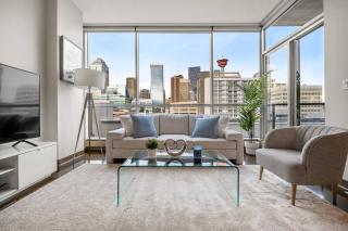 The Chic Downtown Residence | Luxe + Free Parking - Calgary - 0