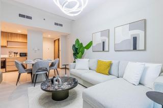 Modern Luxury 1BR Apt with Canal Panorama - 6