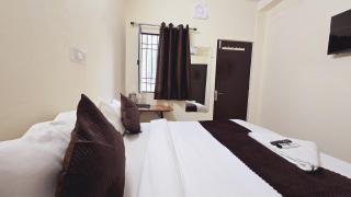 Hotel East UK - 10 Mins From Embassy - Nueva Delhi - 7