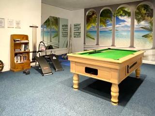 Beautiful 1 bedroom self contained apartment, Allocated parking, Gym and Pool Table, near to Seafront and Highstreet - Brought to you by Coastline Retreats - Bournemouth - 5