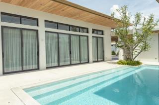 Mouana Breeze Maikhao VIP 4-bedroom Pool Villa 9915 - Mai Khao Beach - 0