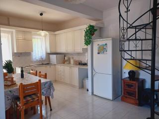 Villa Mariza at Aianteio - - 2