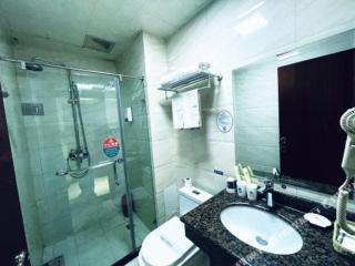 GreenTree Inn Bole Wanxianghui Express Hotel - 3