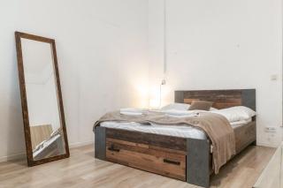 Spacious 1BR Apt, WIFI & TV, with a Great Location - Viena - 8