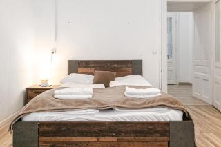 Spacious 1BR Apt, WIFI & TV, with a Great Location - Viena - 4