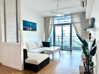 Luxury 2 bedrooms Condo by Notre-Dame - 7