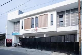 OYO 94143 Mahagoni House Syariah - Bogor - 1