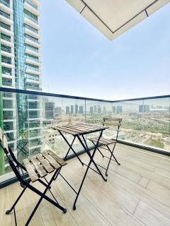 Cozy Studio JVC Dubai, Short Drive to Dubai Marina, JBR, Downtown Dubai - Dubai - 6