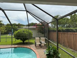 82-10SW 135AV - Miami - 0