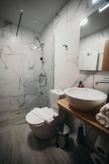 A rustic private cottage with 1 bedroom in center - Sarandë - 6