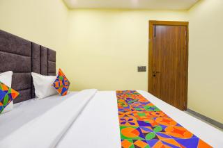 FabHotel Yash Residency - New Delhi - 8