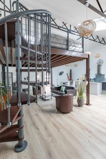 Le Faubourg Saint Martin Loft and Spa 1 - 2