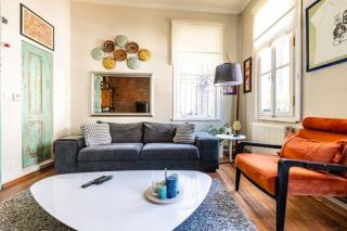 Historic Balat 2bd2bath Central House! #388 - 9