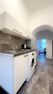 Lovely Stay 2BR Apt Next to AKH - Viena - 1