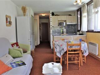 Appartement cosy à Risoul 1850 : 2 pièces, coin montagne, 6 couchages, ski aux pieds, terrasse sud - FR-1-330-125 - Risoul - 0