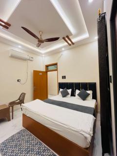 Shivam Palace Home Stay Ayodhyadham - Ayodhya - 5