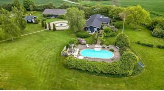 Beautiful Log House With A Pool In South Funen - Vester-Skerninge - 0