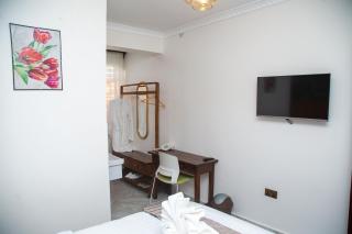 Whispering Palms Gardens, Hotel and Suites - Nairobi - 7