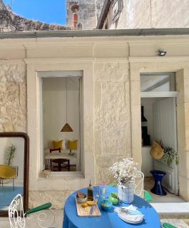 Mountado di Cabre hideout - Arles - 0