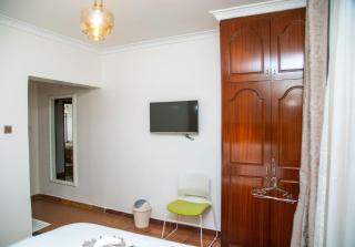 Whispering Palms Gardens, Hotel and Suites - Nairobi - 4