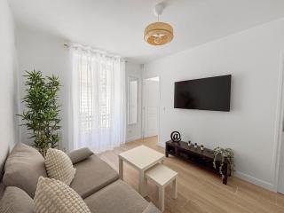 Appartement lumineux et moderne, proche transports - Pantin - 0