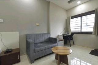 Hotel Utsah - Indore - 8