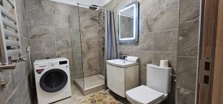 Luxury Apartments Beach Pool and Spa Resort - Mamaia Sat/Năvodari - 3